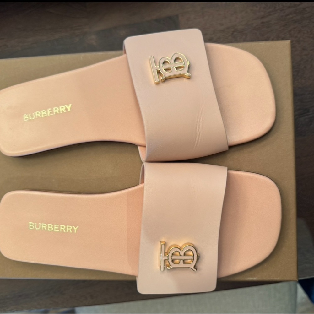 Burberry Peach Sandals with Gold Logo